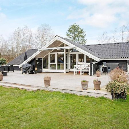 10 Person Holiday Home In Stege Exterior foto