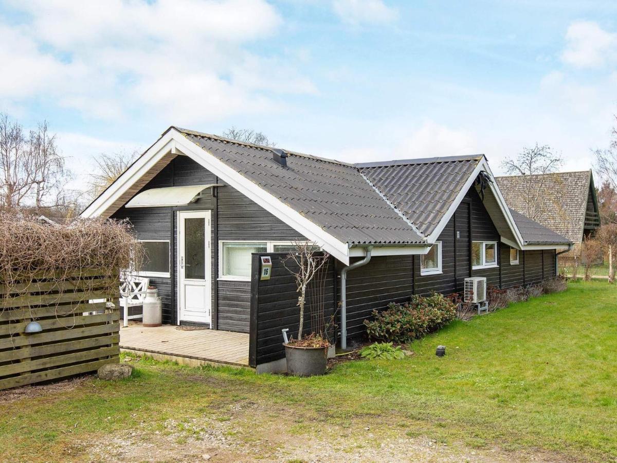 10 Person Holiday Home In Stege Exterior foto
