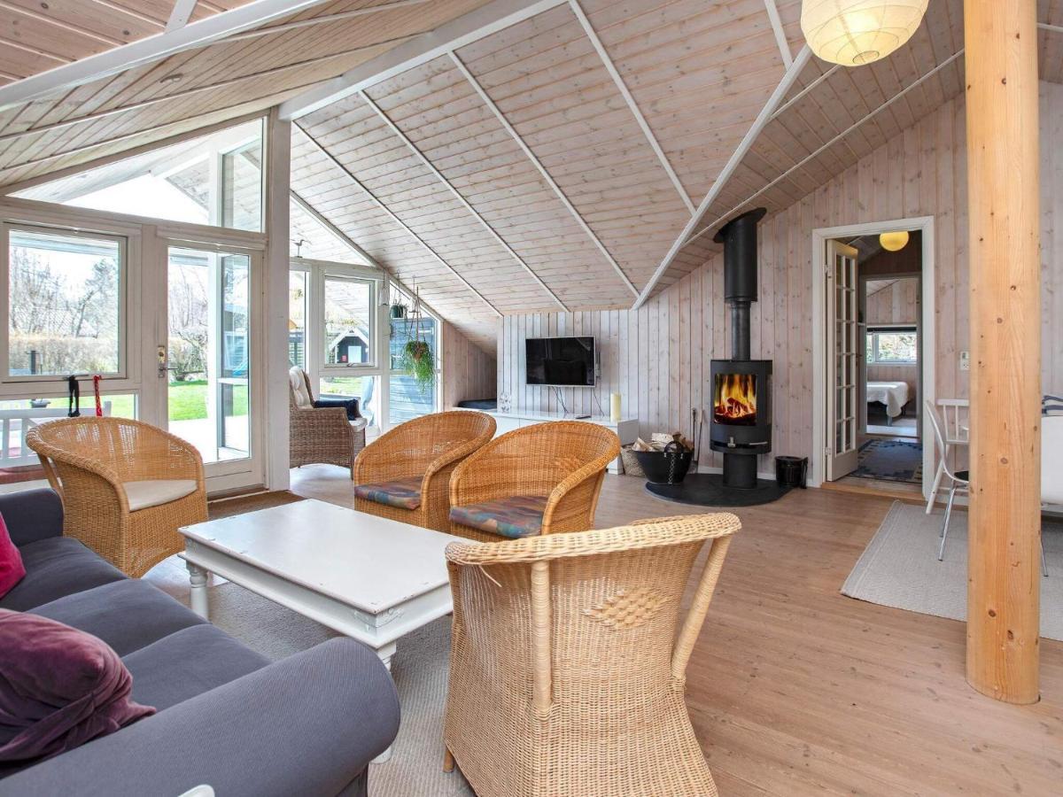 10 Person Holiday Home In Stege Exterior foto